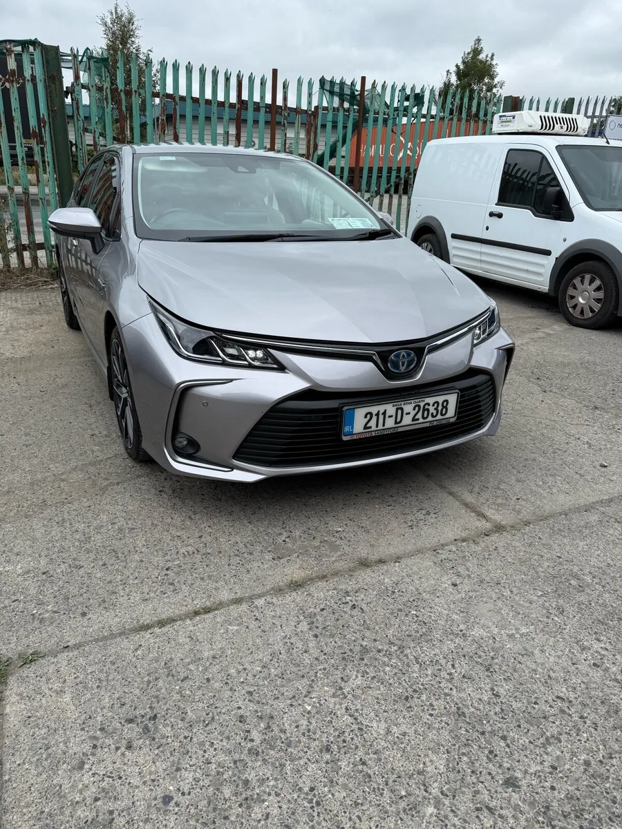 Car - Image 1