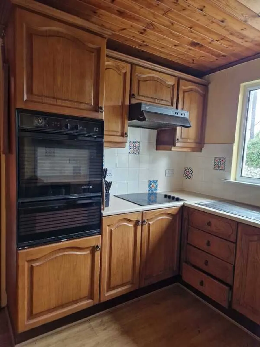 Oak Kitchen units - Image 3
