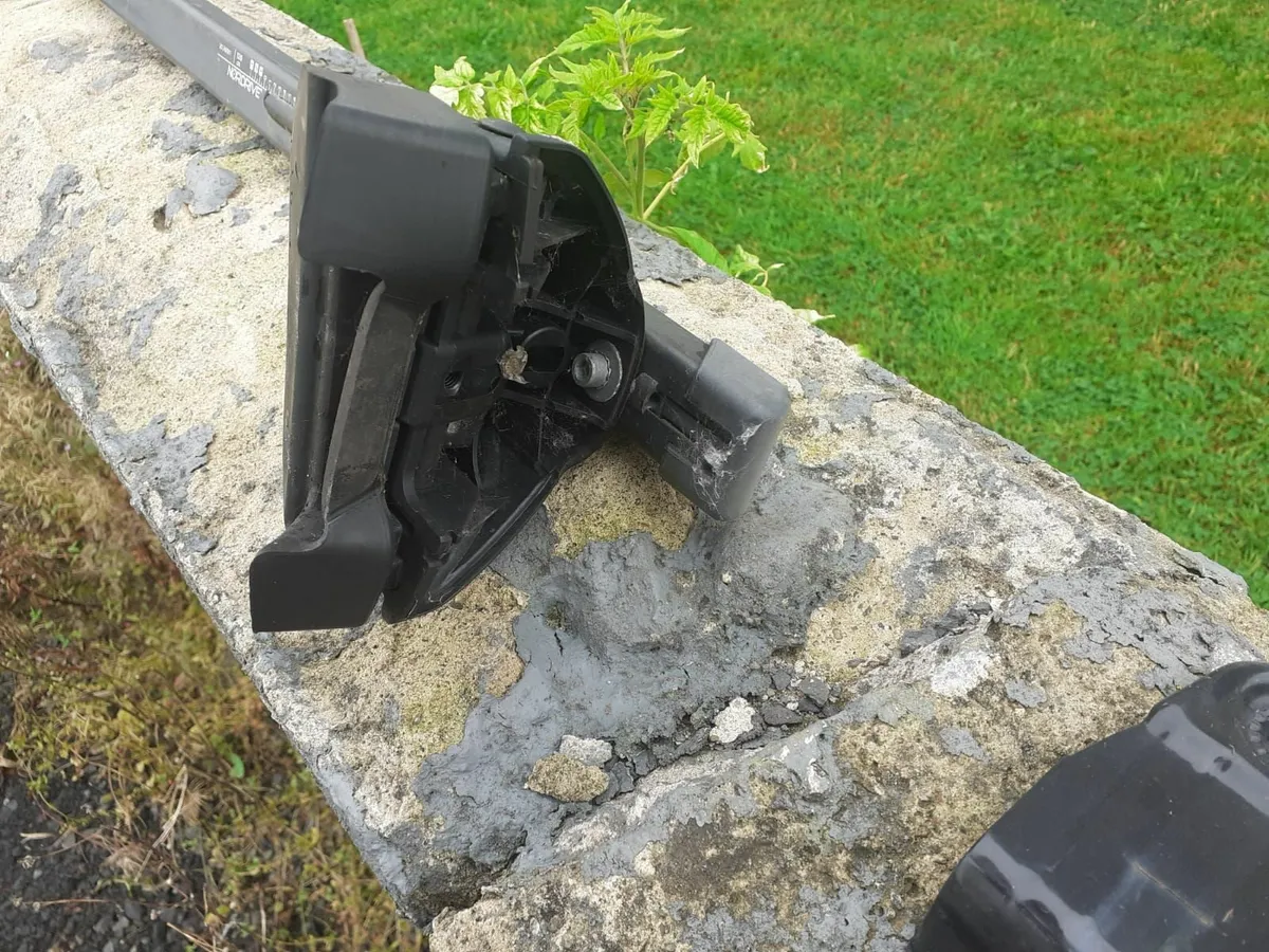 Roof racks - Image 3