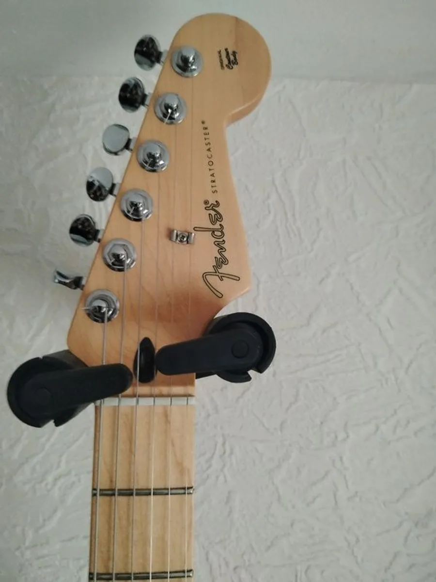 Fender Strat w/ locking tuners Price Drop - Image 4