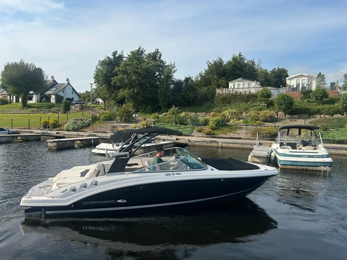 2017 Chaparral 246  Wake Surf Edition Sports boat - Image 1