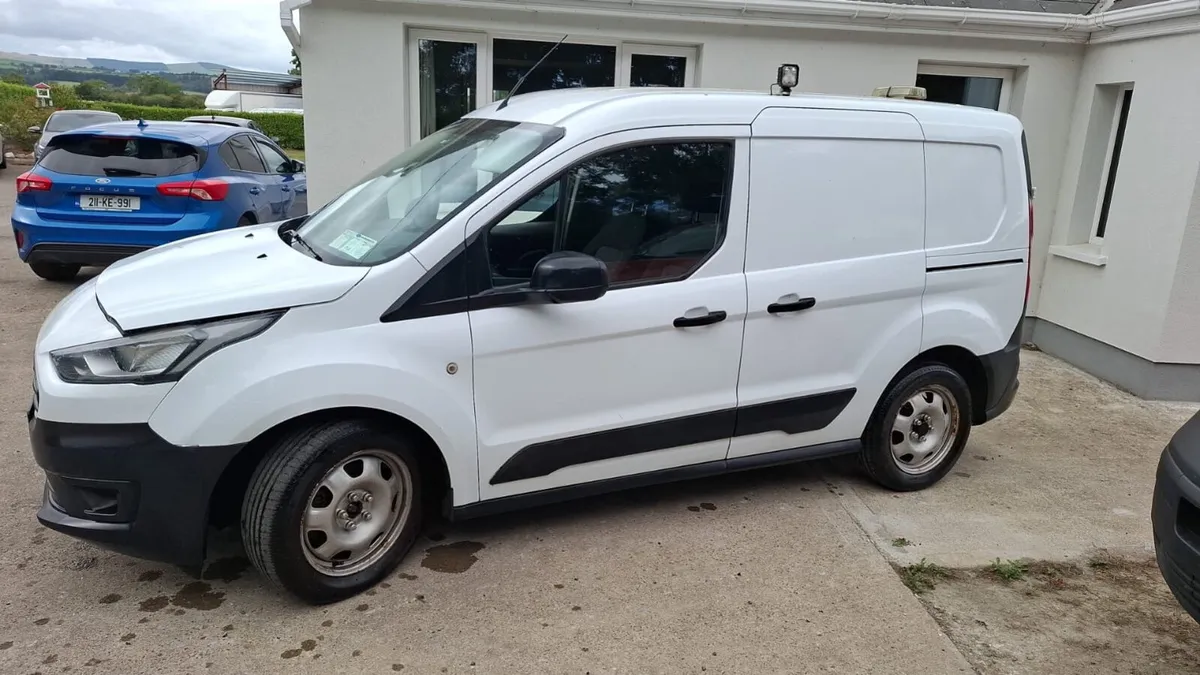 Ford Transit Connect - Image 2