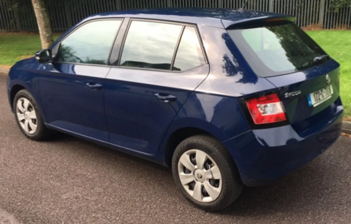 Skoda Fabia 2017 - Image 2