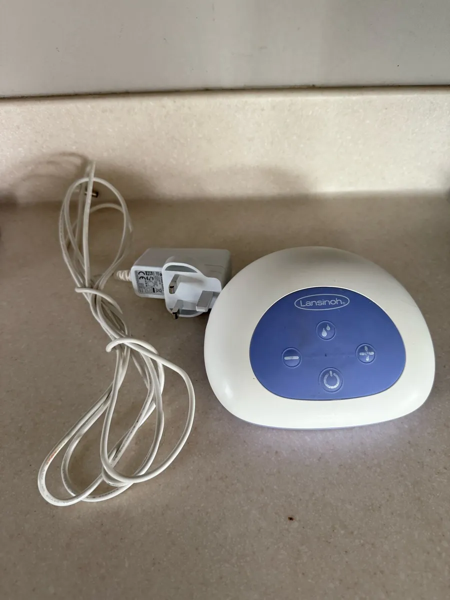 Lansinoh electric breast pump - Image 1