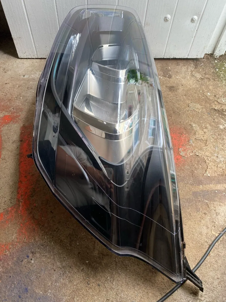 2018-2022 Ford transit custom headlight - Image 4