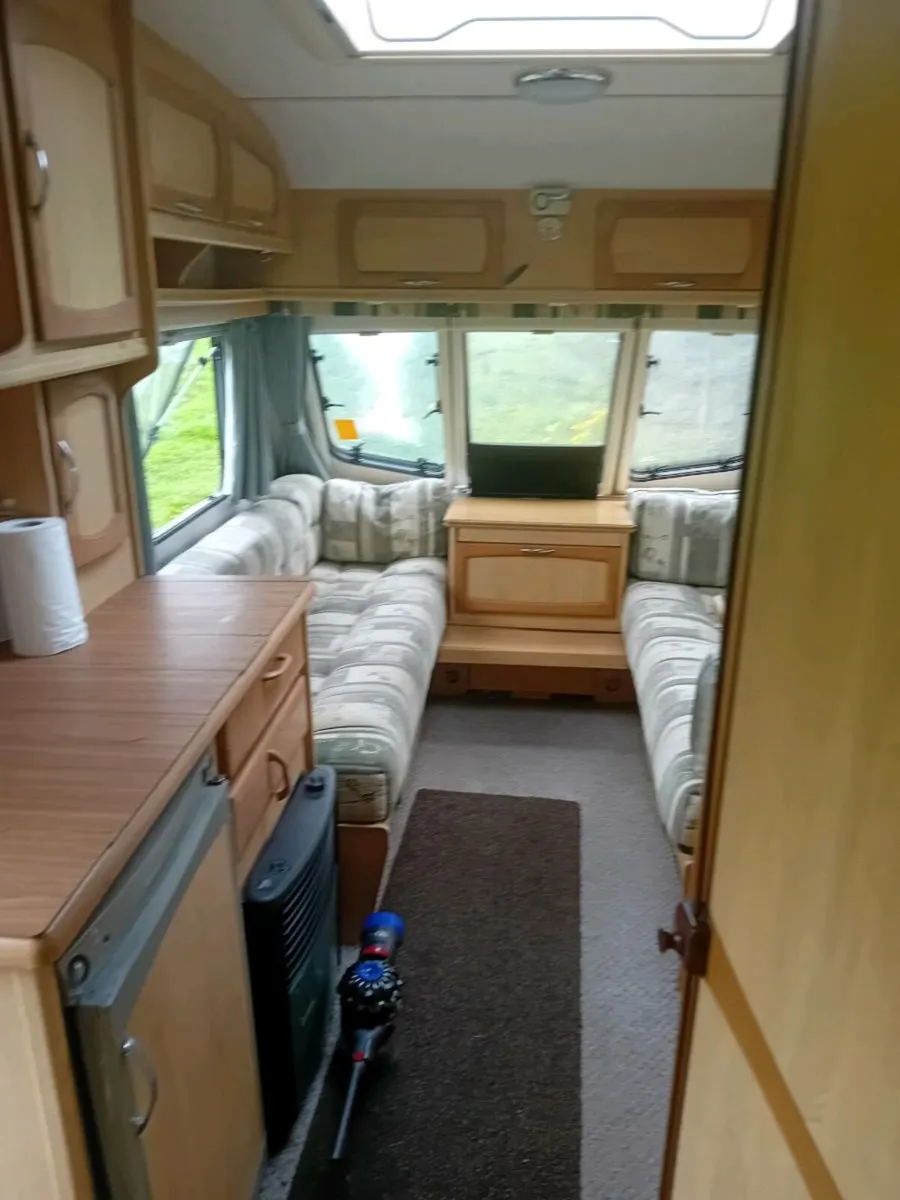 Caravan - Image 3