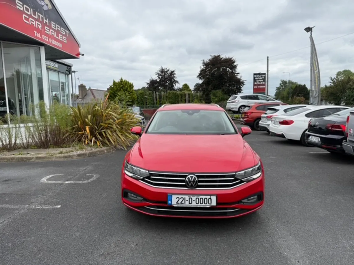 2022 VOLKSWAGEN PASSAT SEL TDI ESTATE - Image 4