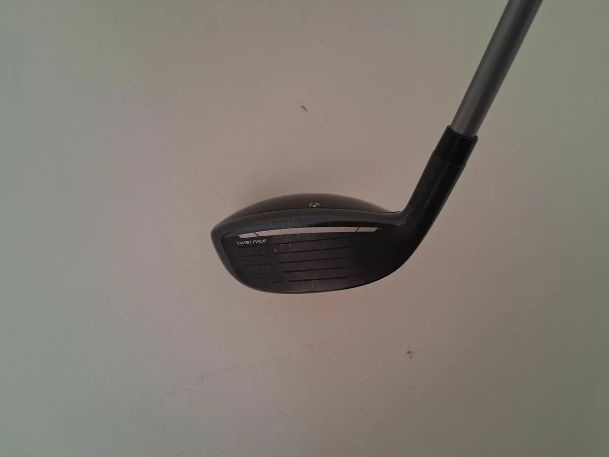 Taylormade qi10 max hybrid - Image 2
