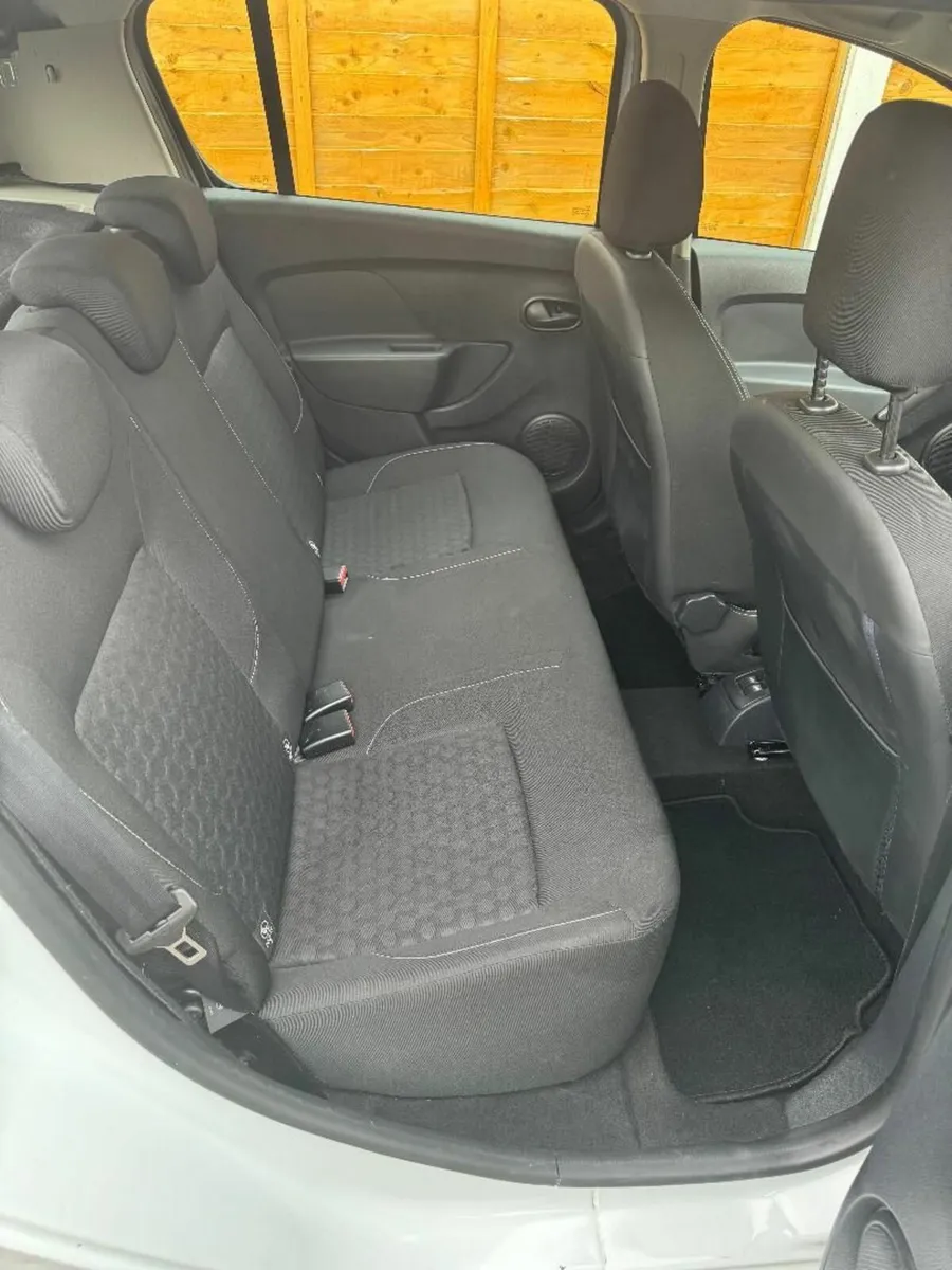 2015 Dacia Sandero 1.5 dci Ambiance - Image 3