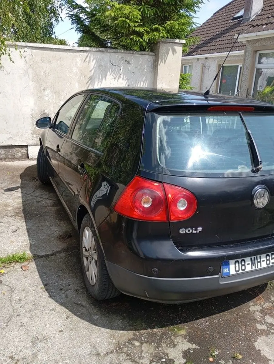 2008 Volkswagen Golf - Image 2
