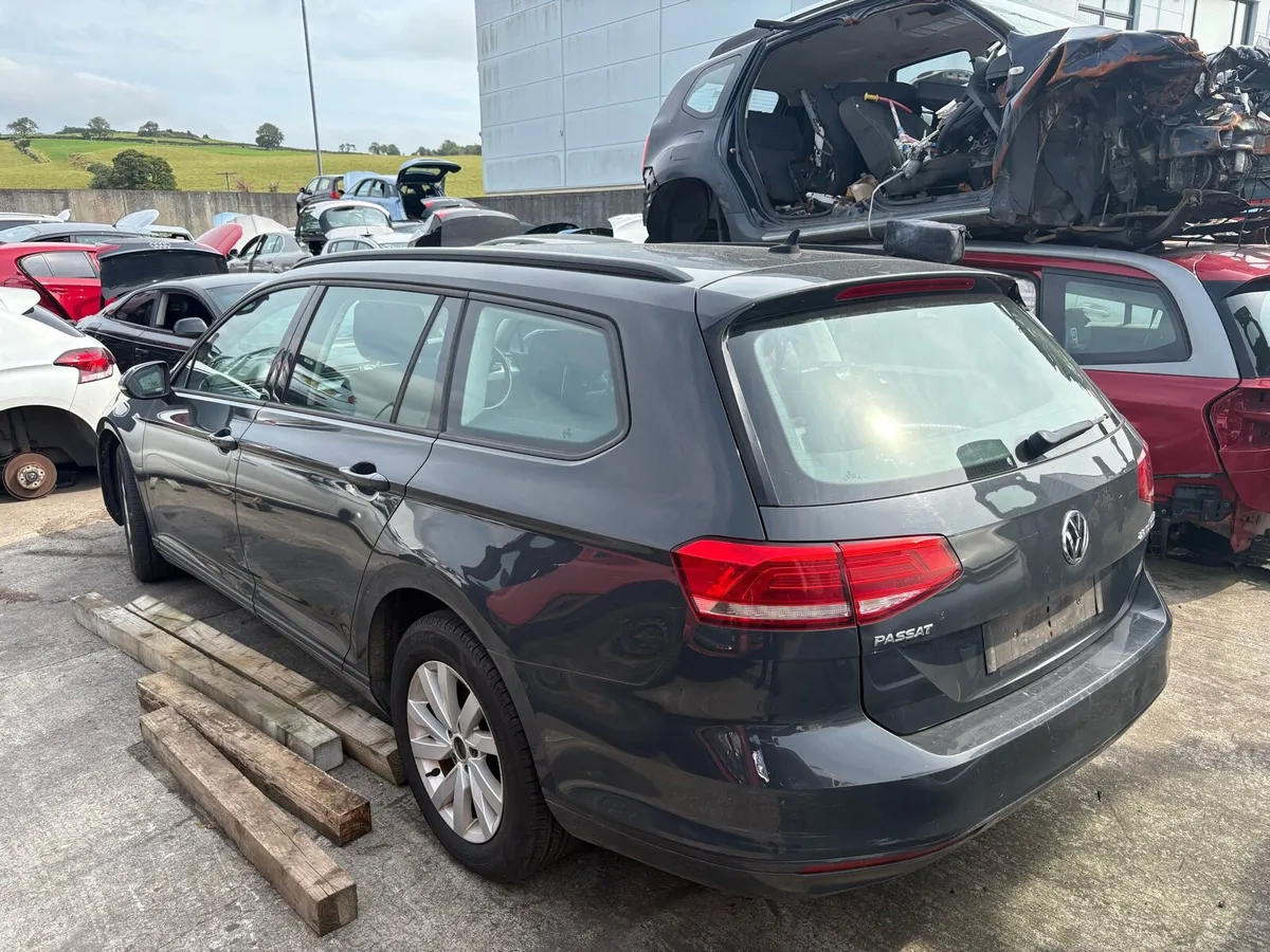 FOR BREAKING 2015 VW PASSAT B8 ESTATE 2.0 Diesel - Image 3
