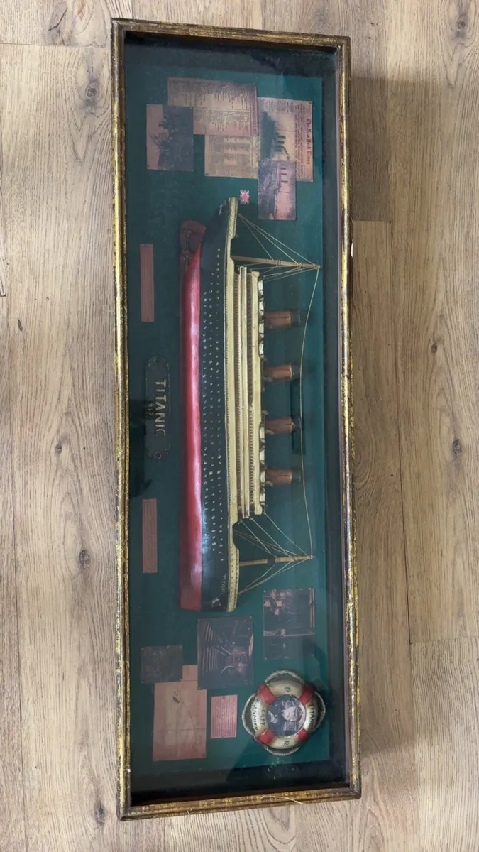 Vintage 1912 Titanic model Ship in glass box - Image 3