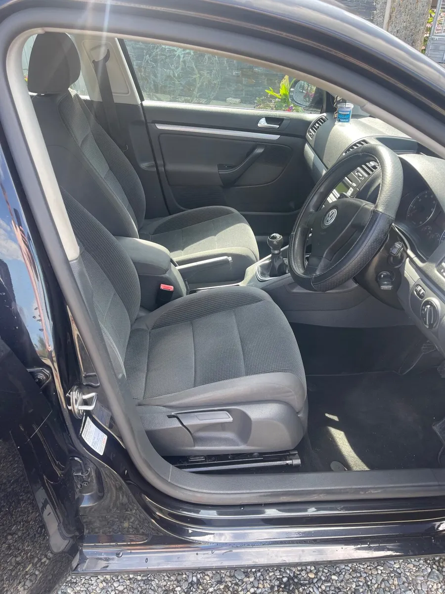 Volkswagen Jetta 2008 - Image 4