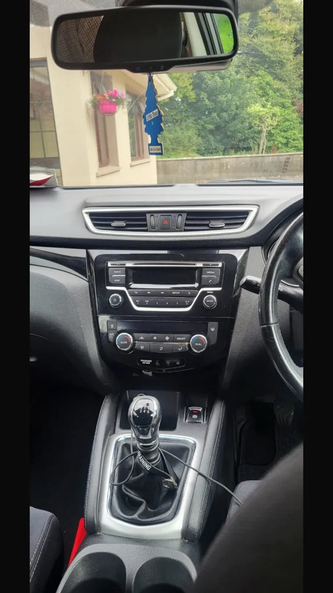 Nissan Qashqai 2017 - Image 3