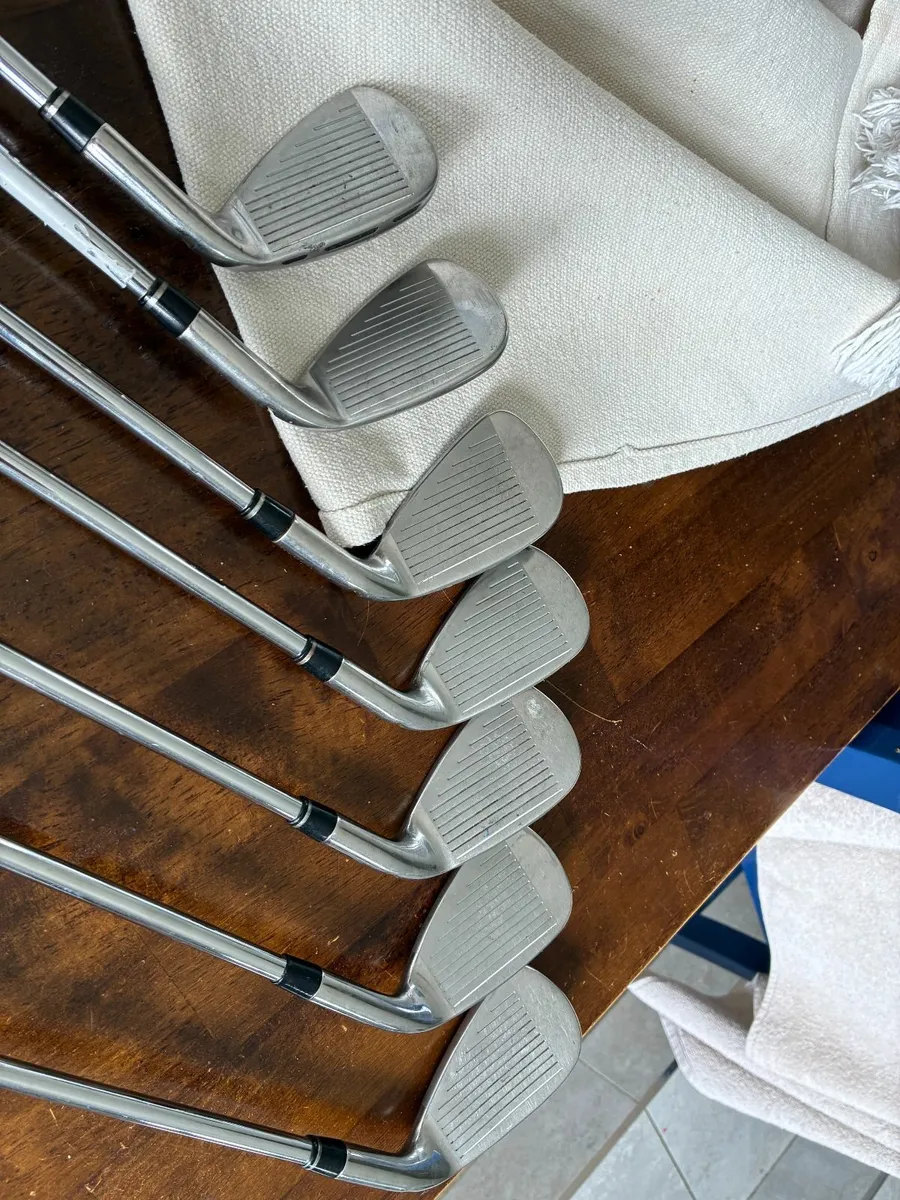 Left hand Wilson D7 Irons Sw TO 9 Iron - Image 3
