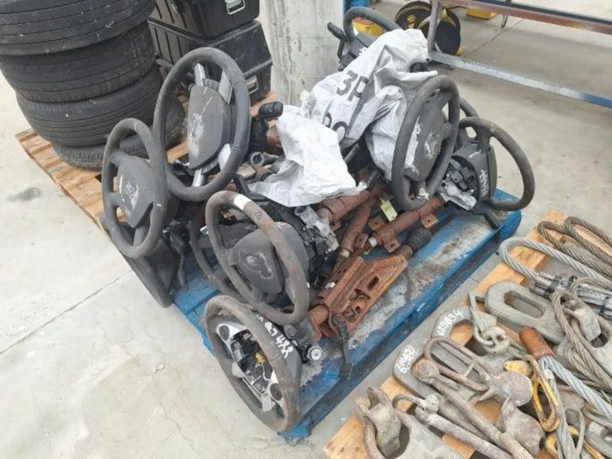 Online Auction Of Ford Transit Steering  Columns - Image 4