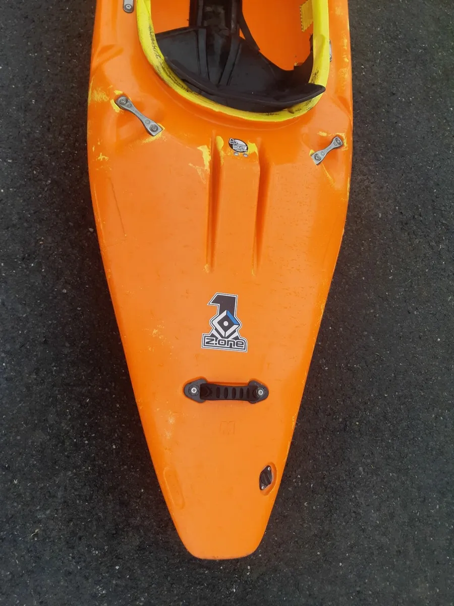Kayak - Image 2