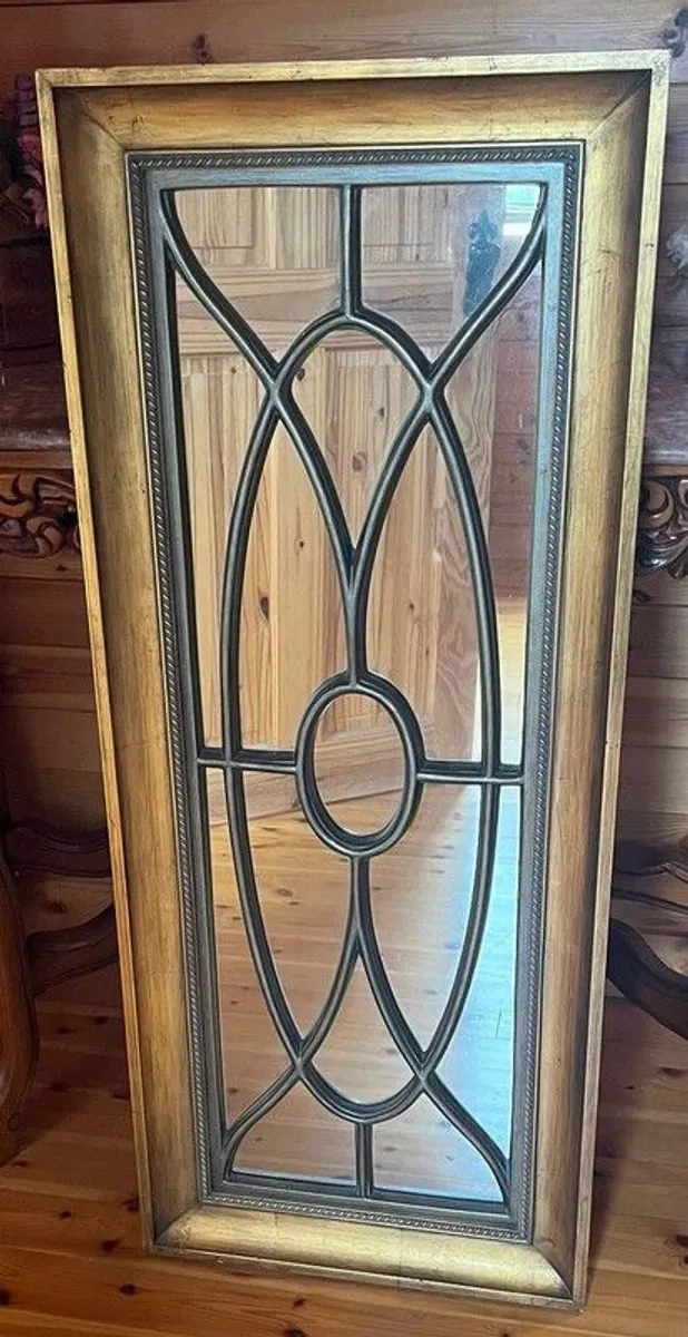 21st Century Bombay Company Baxter Mirror.