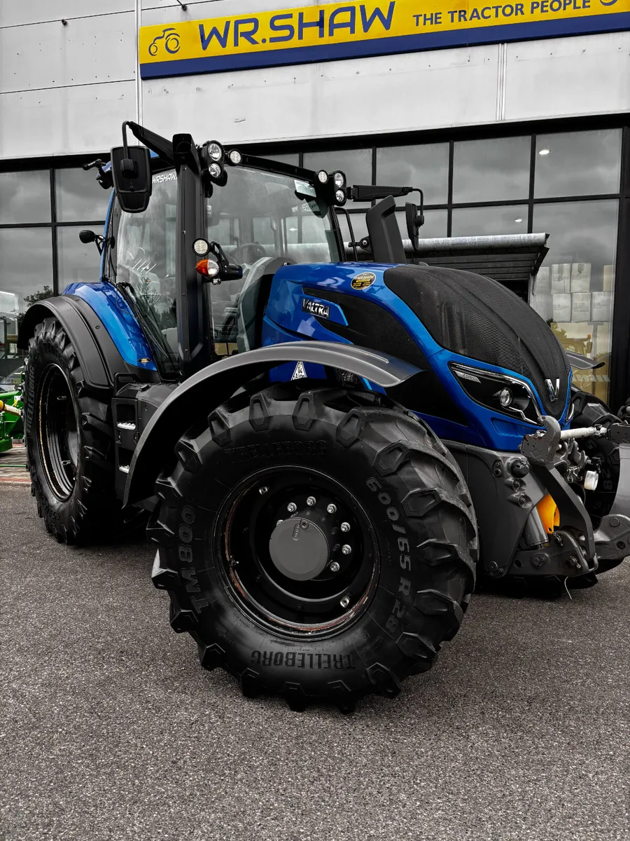 Valtra T174e-3873hrs - Image 2