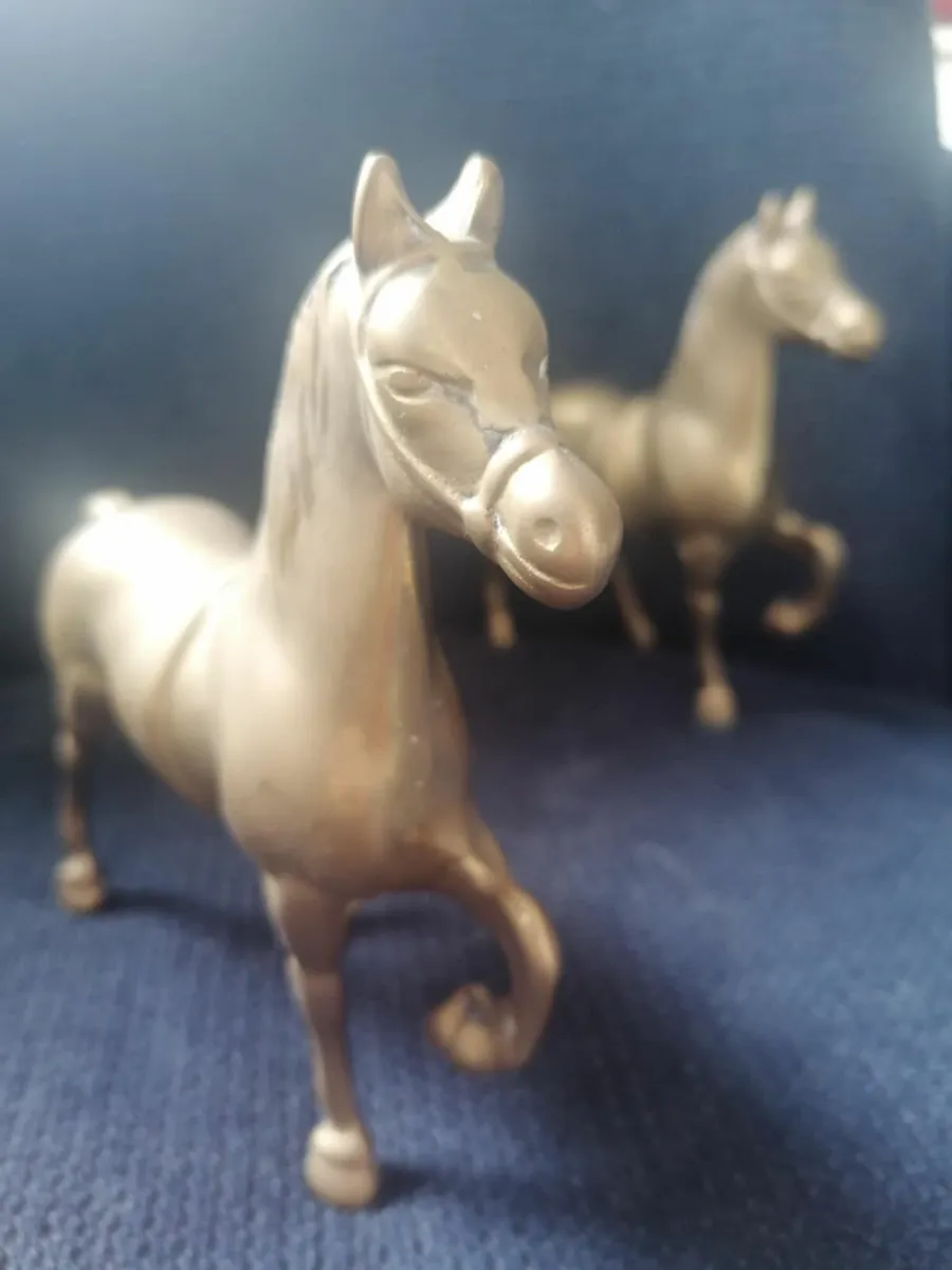 Pair of Antique Brass Horse Sculptures – 1930s - Image 4