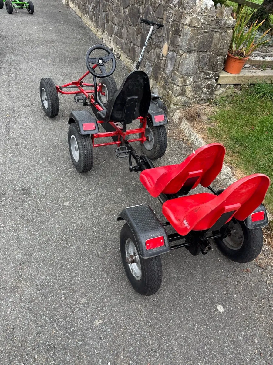 Berg go cart with extension for 2 more seats - Image 1