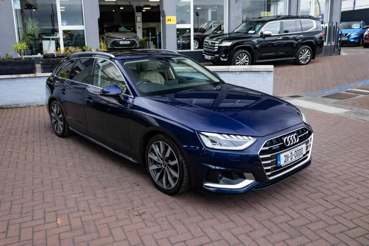2021 AUDI A4 AVANT QUATTRO AUTOMATIC 7 SPEED - Image 1