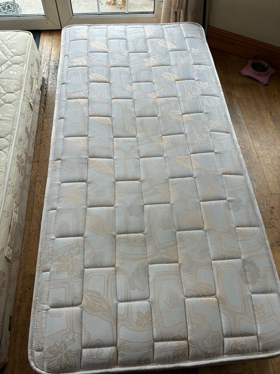 Mattress - Image 3
