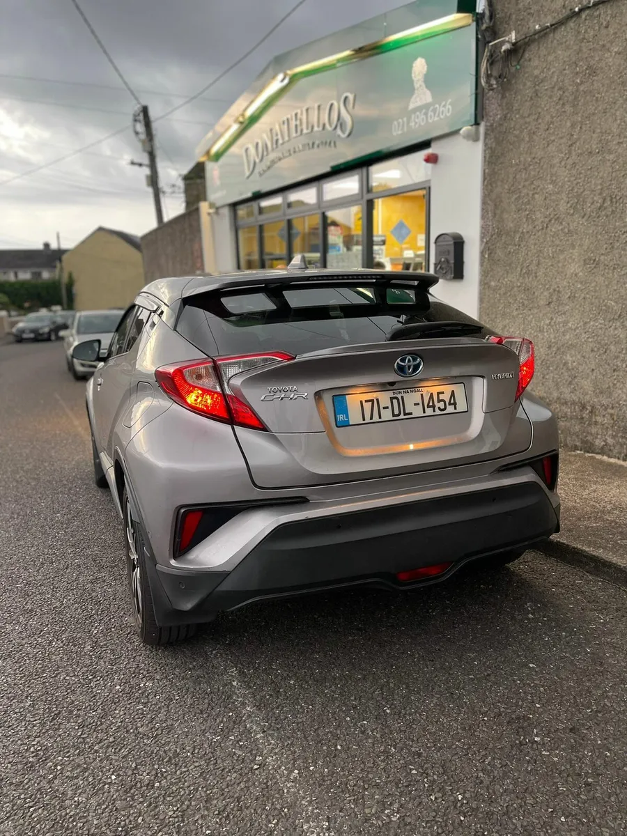 Car - Image 1