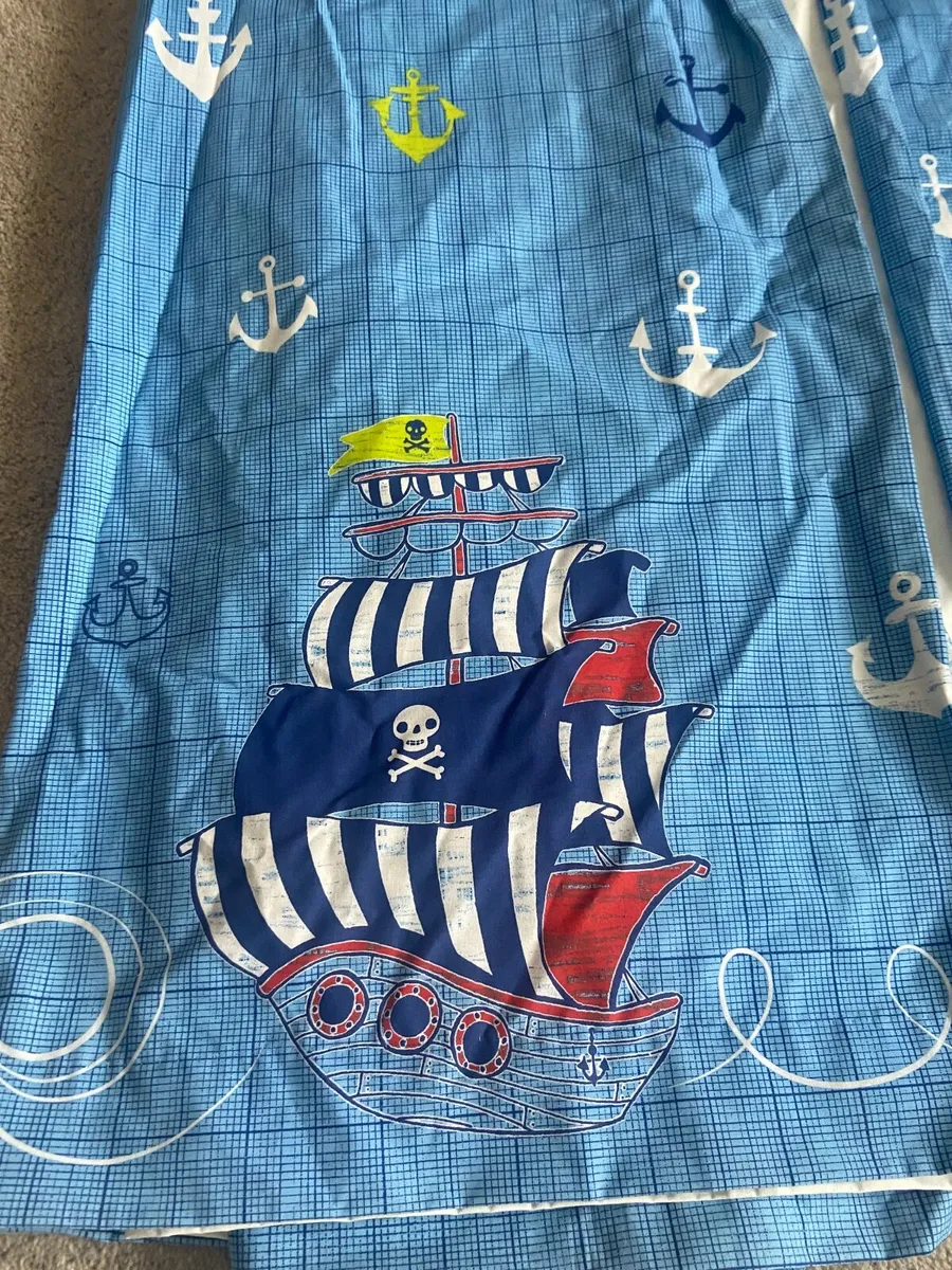Pirate curtains and lampshade - Image 4