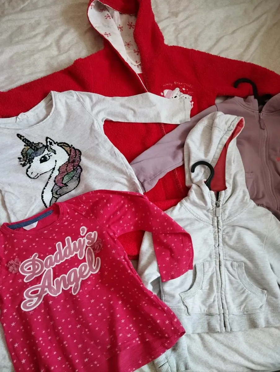 Girls clothes age 3-4 years - Image 2