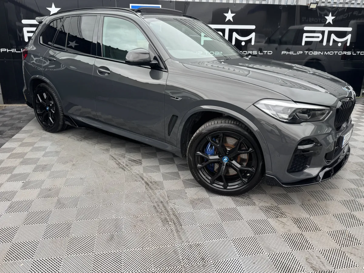 BMW X5 45E M SPORT PRO X DRIVE AUTO HUGE SPEC - Image 3