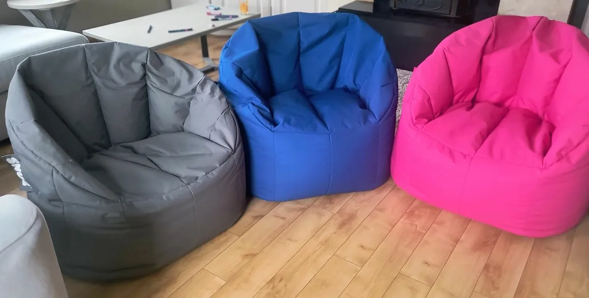 Bean bag chairs - Image 1