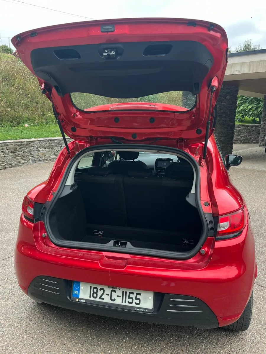 Renault Clio Dynamique NAV TCE 90 P 4DR - Image 4
