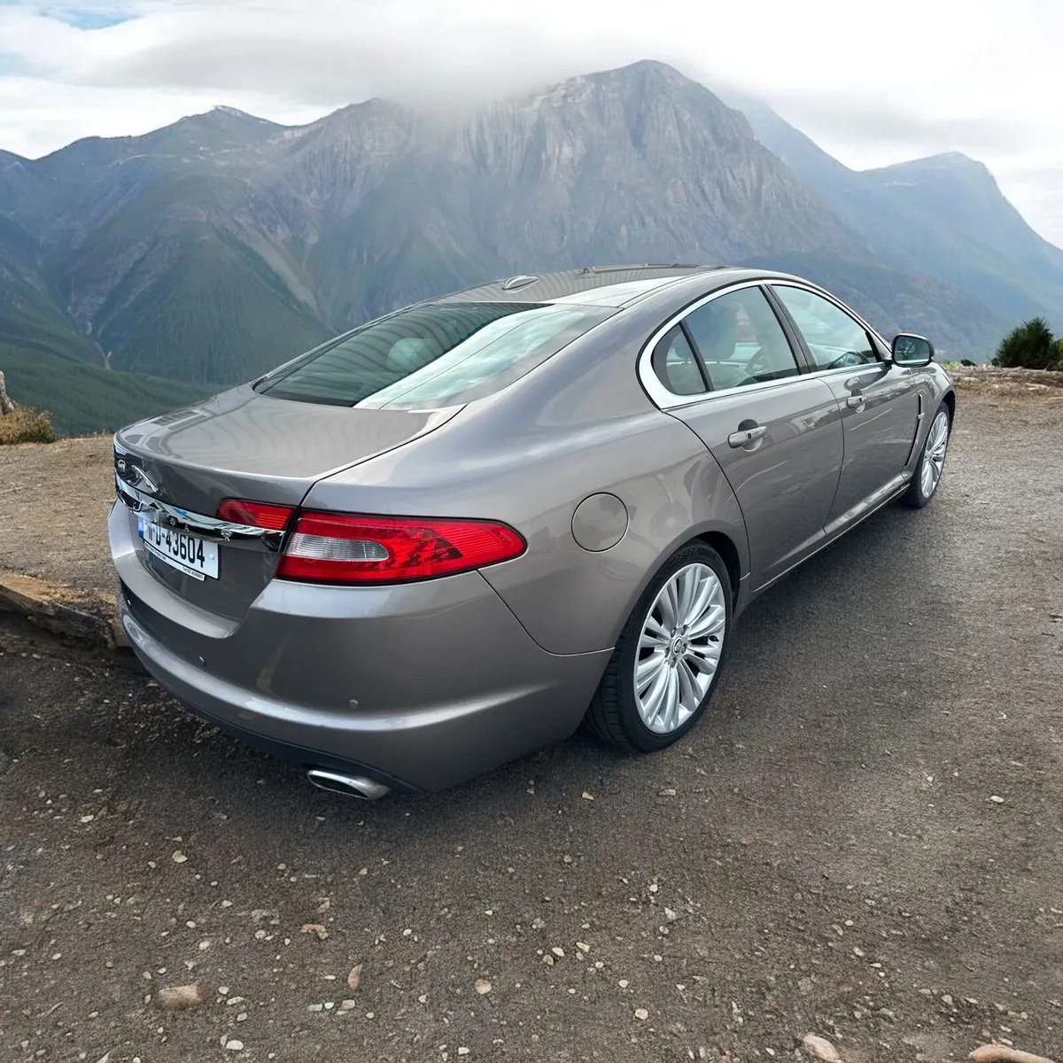 Jaguar XF 3.0 D Premium Luxury Automatic - Image 4