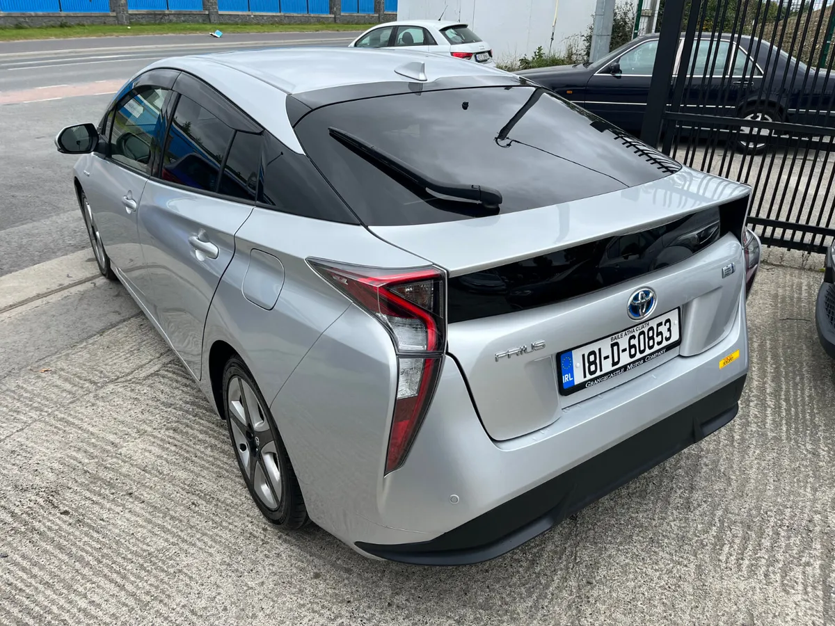 Toyota Prius 2018, 1.8 HYBRID AUTO FULL LEATHER - Image 4