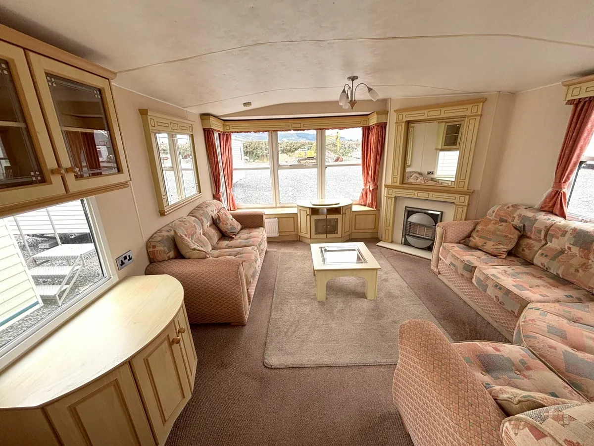 37x12 Atlas, 3 Bed, D/G & Oil Heat, Free Delivery. - Image 2