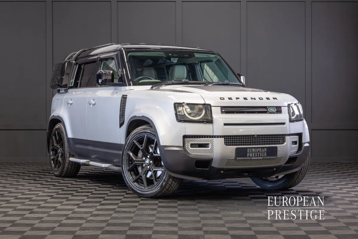 212 Land Rover Defender 110 S P400e - Image 1