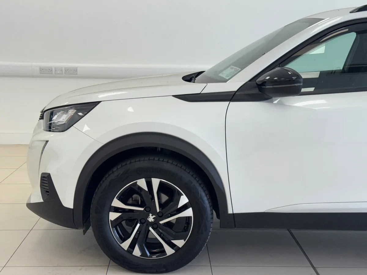 Peugeot 2008 2023 - Image 4