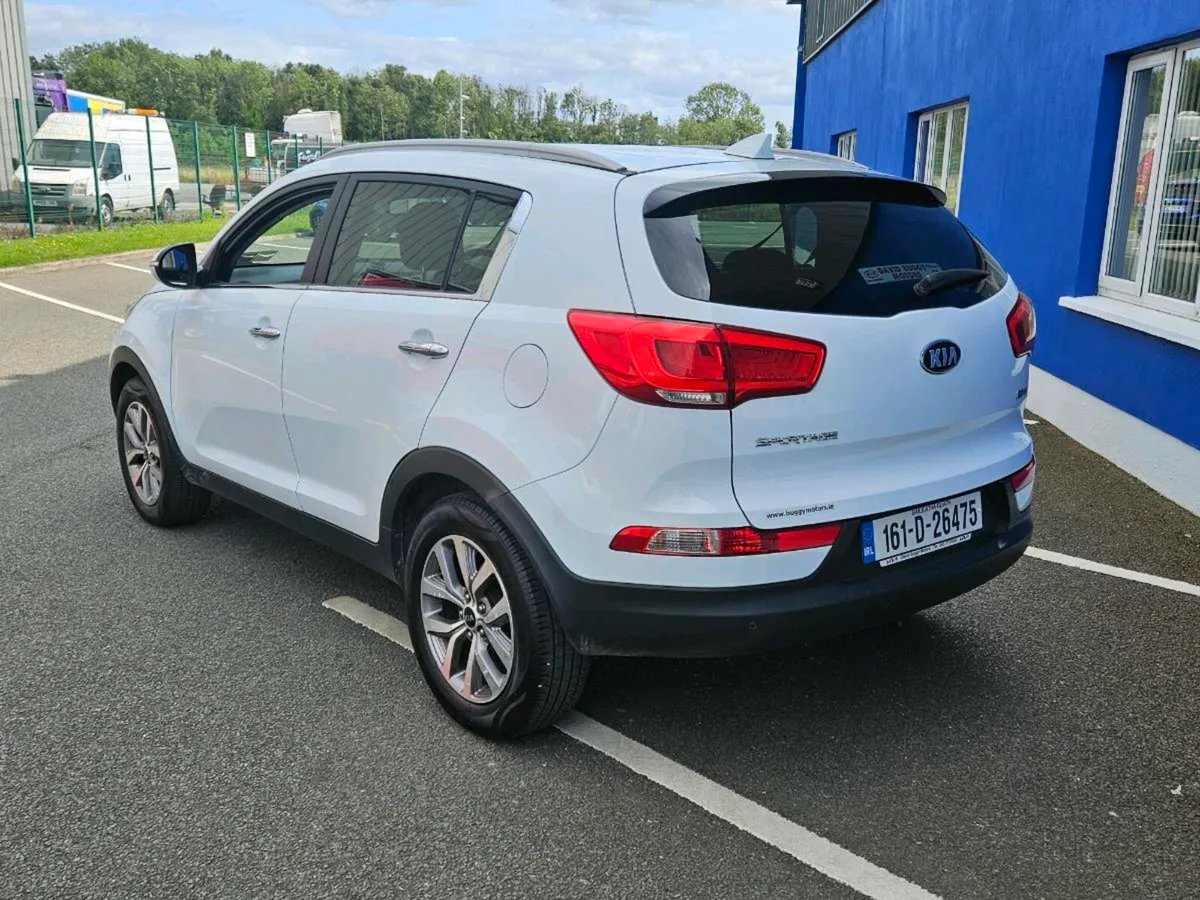 Kia Sportage Executive Top Spec - Image 2