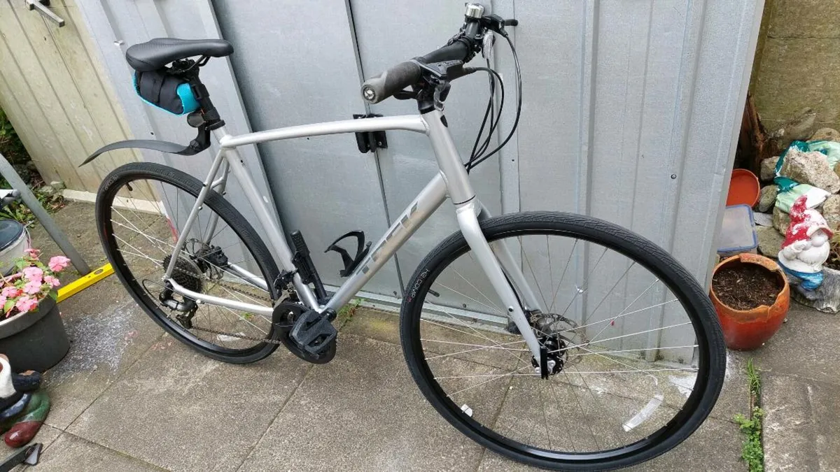 Trek FX2 X-Large Frame Hydraulic Brakes - Image 3