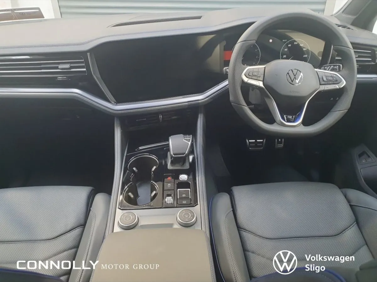 Volkswagen Touareg R 3.0 TSI Phev 462HP - Image 3