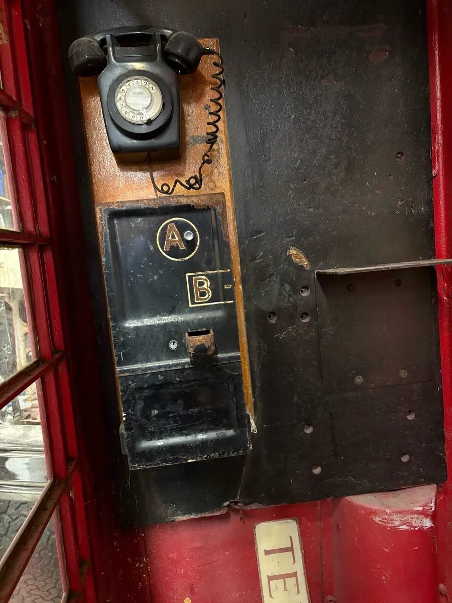 Telephone box - Image 3