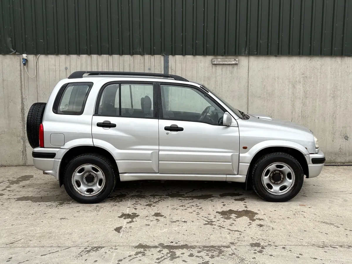 2004 Suzuki Vitara parts - Image 3
