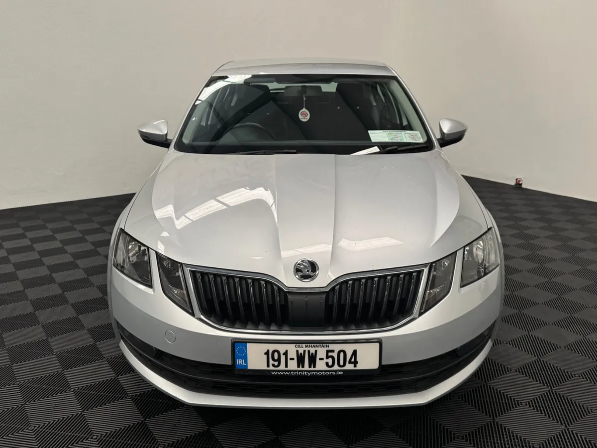 2019 Skoda Octavia 1.6 (new nct) warranty - Image 4