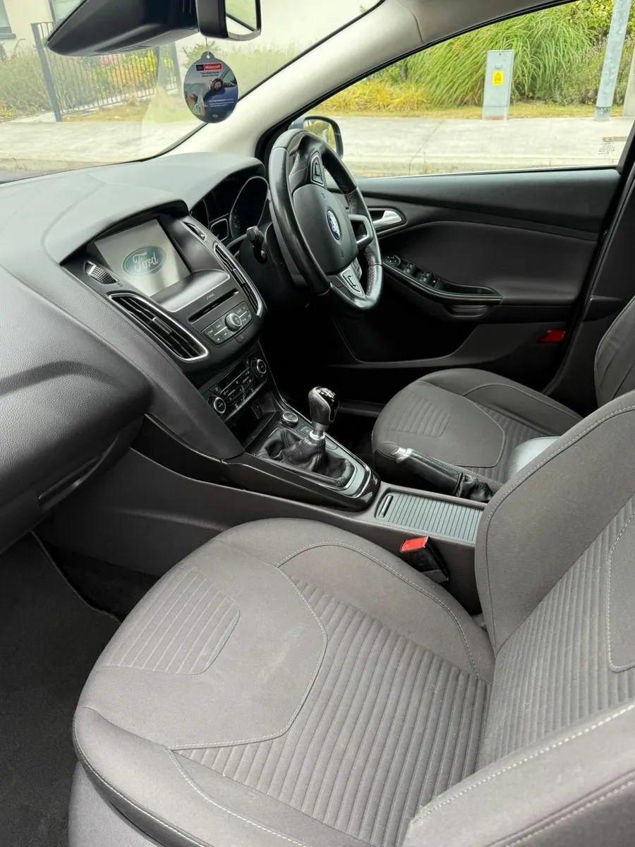 Ford Focus 2016 1.5 TDCI Titanium 120ps 6sp 5dr - Image 2