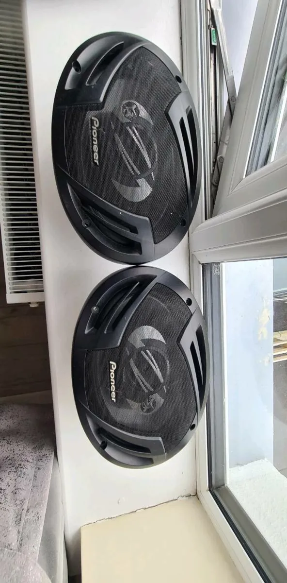 Pioneer 6x9 speakers - Image 4