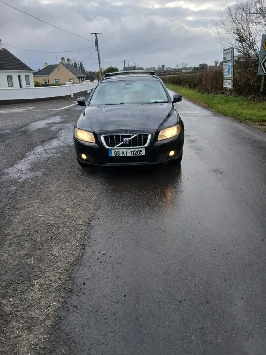 2008 Volvo V70 Estate Diesel Auto - Image 2