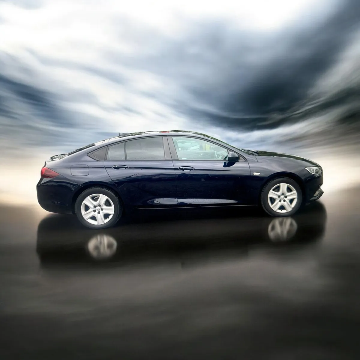 Opel Insignia New Shape 1.6  Turbo D ecoTEC SC - Image 3