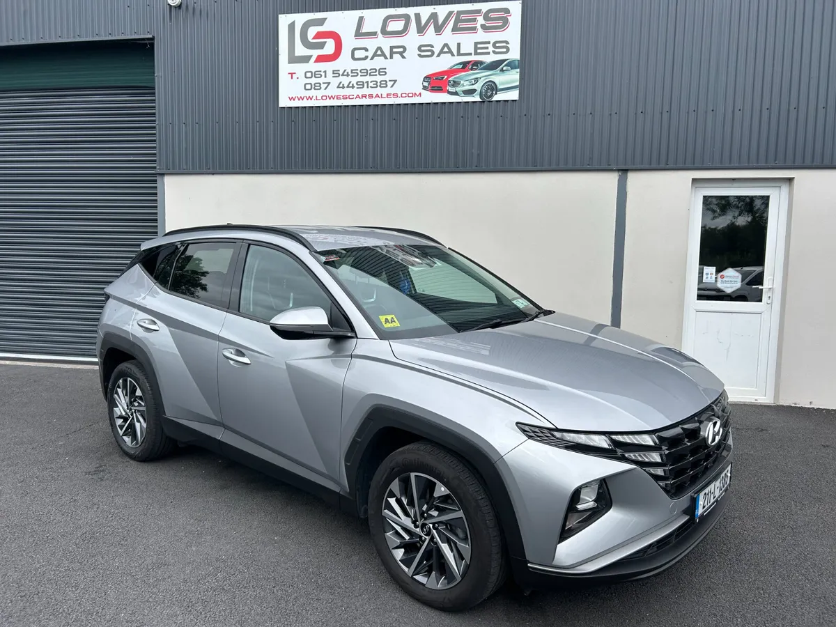 211 Hyundai Tucson Executive 1.6D - Low Kms - Image 1
