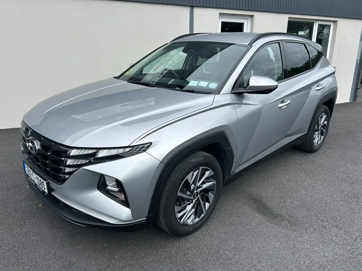 211 Hyundai Tucson Executive 1.6D - Low Kms - Image 2